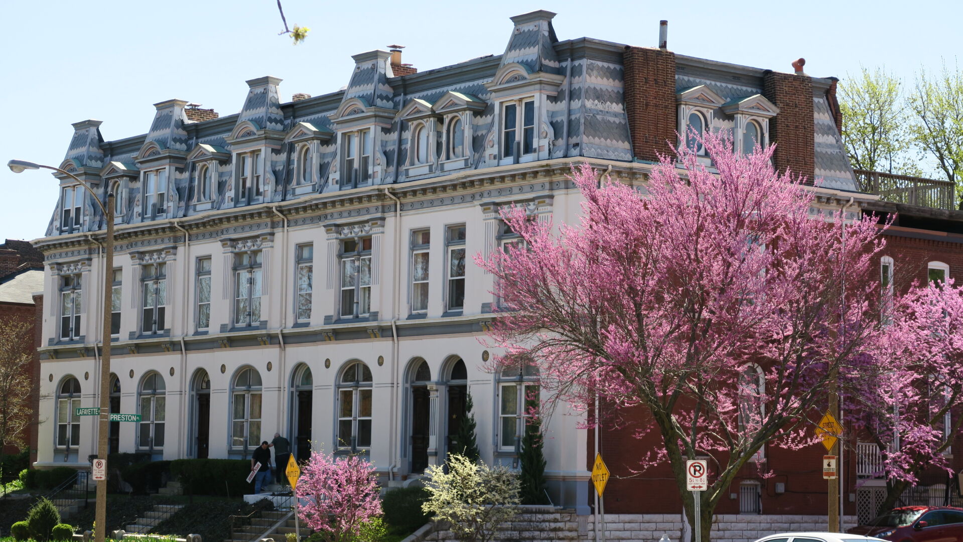 Lafayette Square photo by B. Bastian